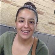 Profesora de Lengua Castellana y Literatura apto para edades de 3-8 años.